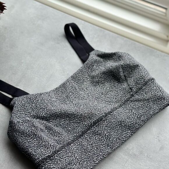 Women's Black and White Textured Bralette - Picture 8 of 9